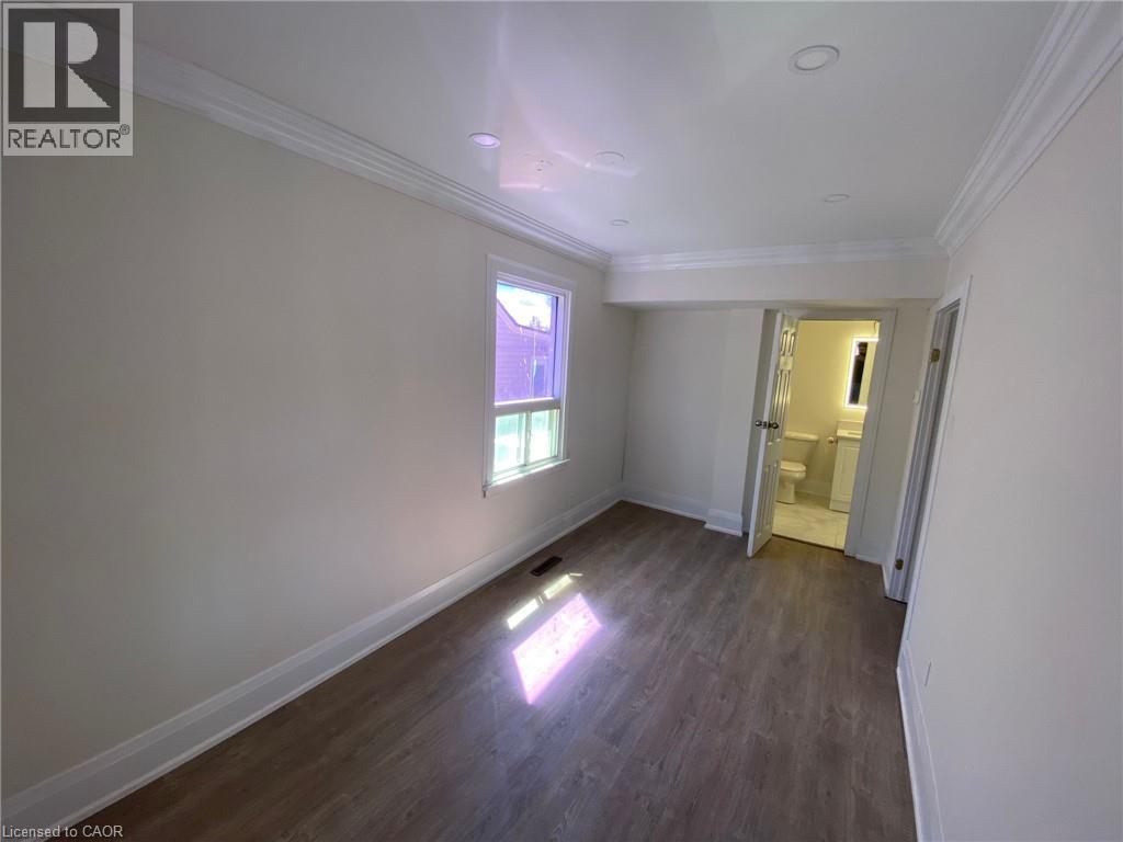 40 Bartlett Street, St. Catharines, Ontario  L2M 5L1 - Photo 15 - 40817501