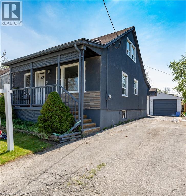 40 Bartlett Street, St. Catharines, Ontario  L2M 5L1 - Photo 2 - 40817501