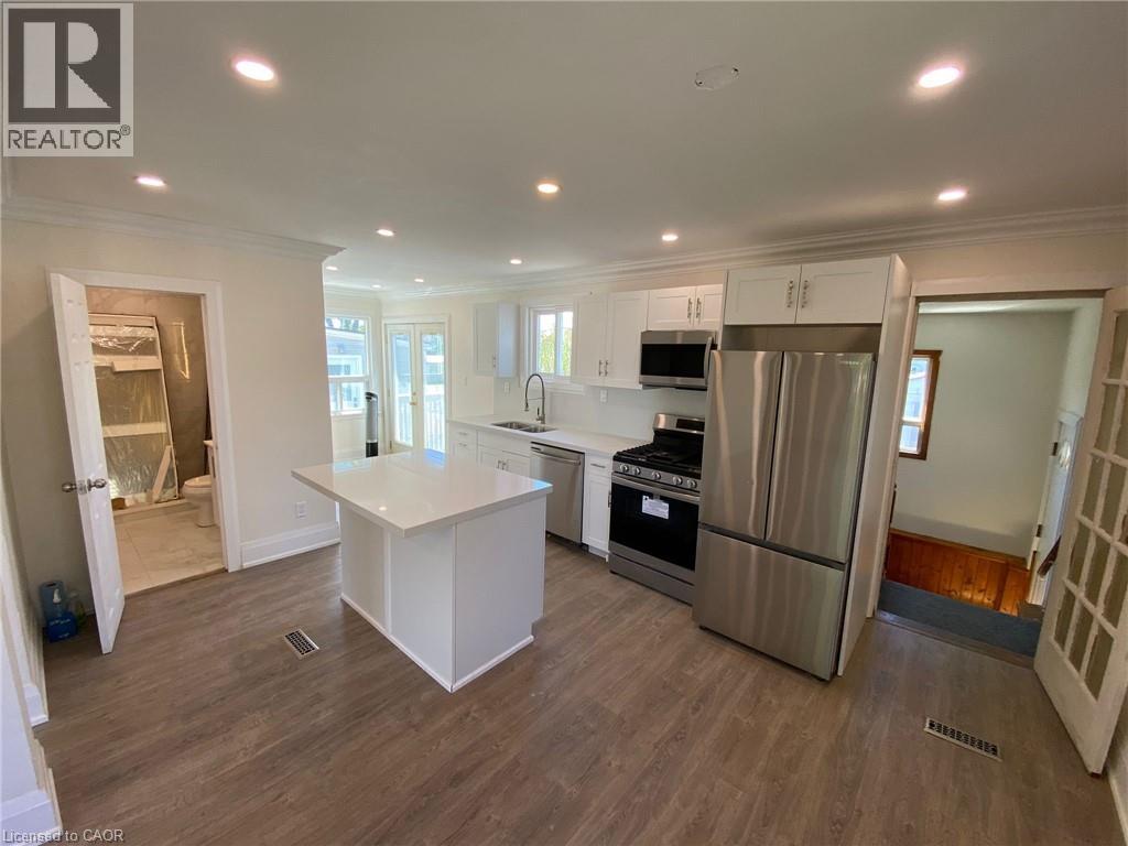 40 Bartlett Street, St. Catharines, Ontario  L2M 5L1 - Photo 4 - 40817501