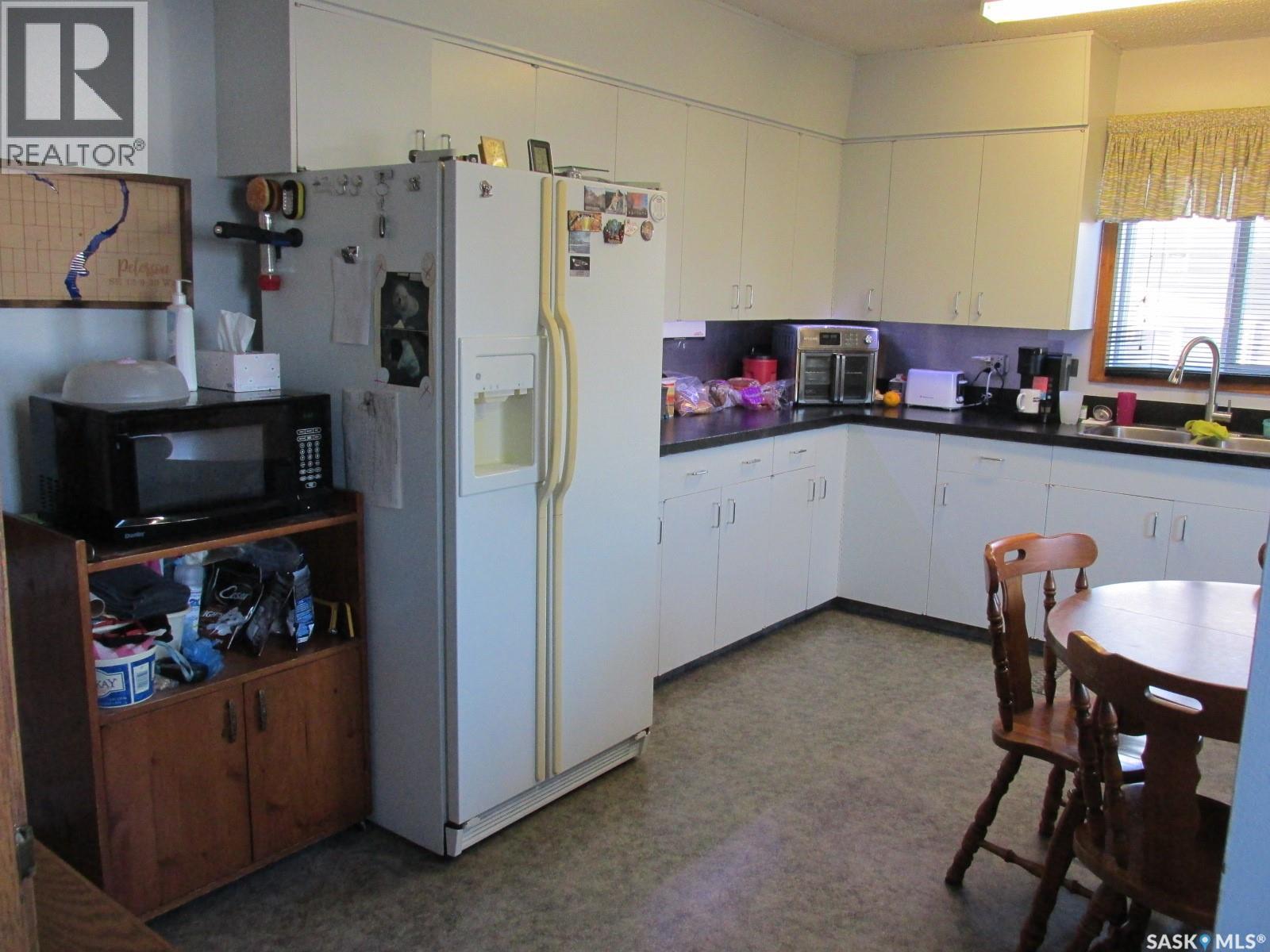 1103 3rd Street W, Nipawin, Saskatchewan  S0E 1E0 - Photo 5 - SK031806