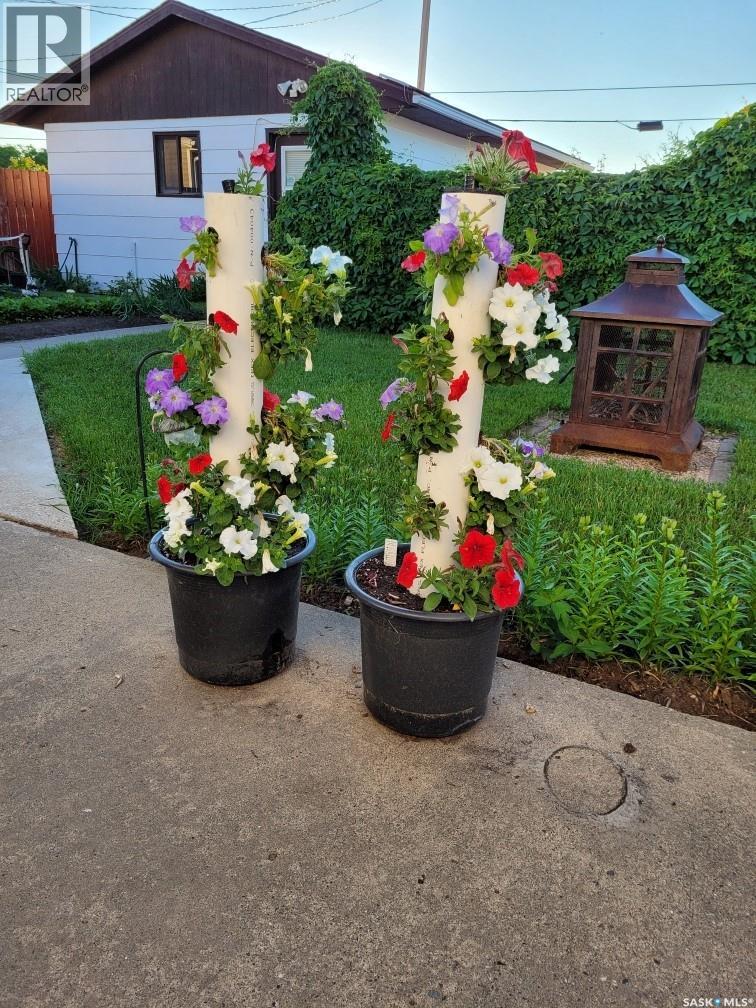 1103 3rd Street W, Nipawin, Saskatchewan  S0E 1E0 - Photo 36 - SK031806