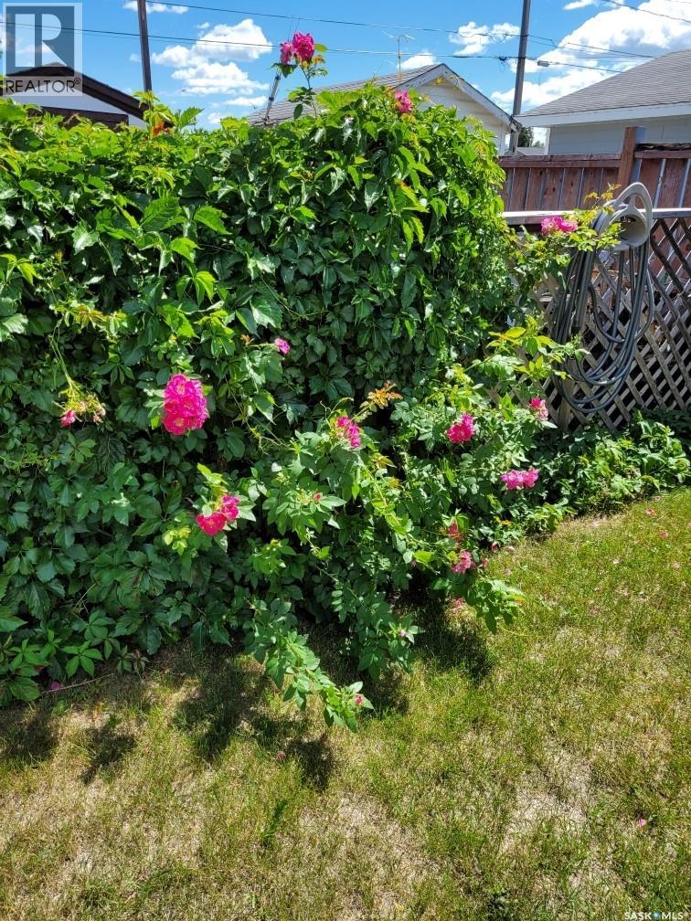 1103 3rd Street W, Nipawin, Saskatchewan  S0E 1E0 - Photo 38 - SK031806