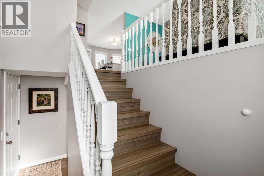 201 Fairway Drive NW, High River, Alberta  T1V 1C9 - Photo 2 - A2288579