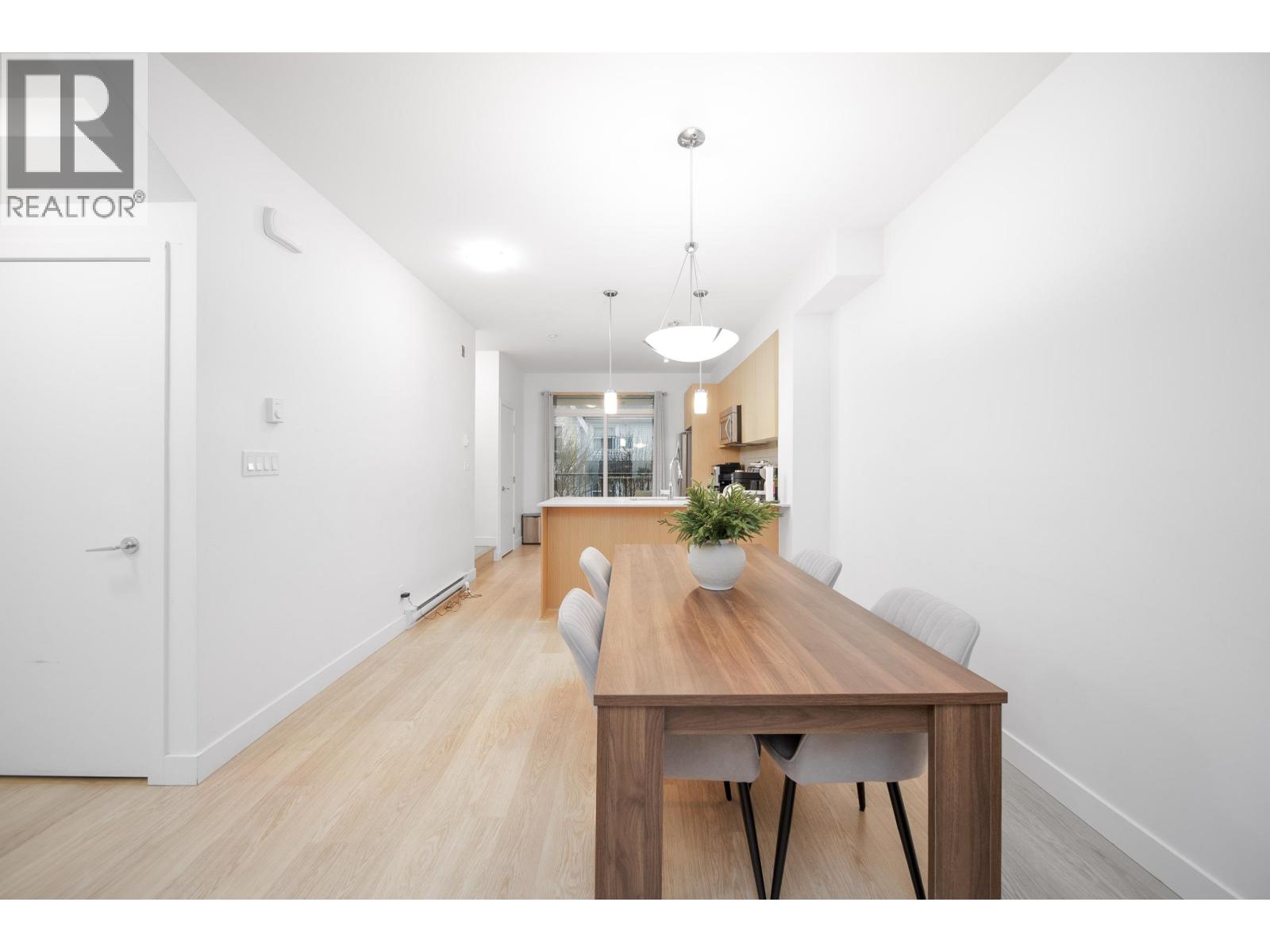 206 7250 18th Avenue, Burnaby, British Columbia  V3N 1H3 - Photo 9 - R3106779