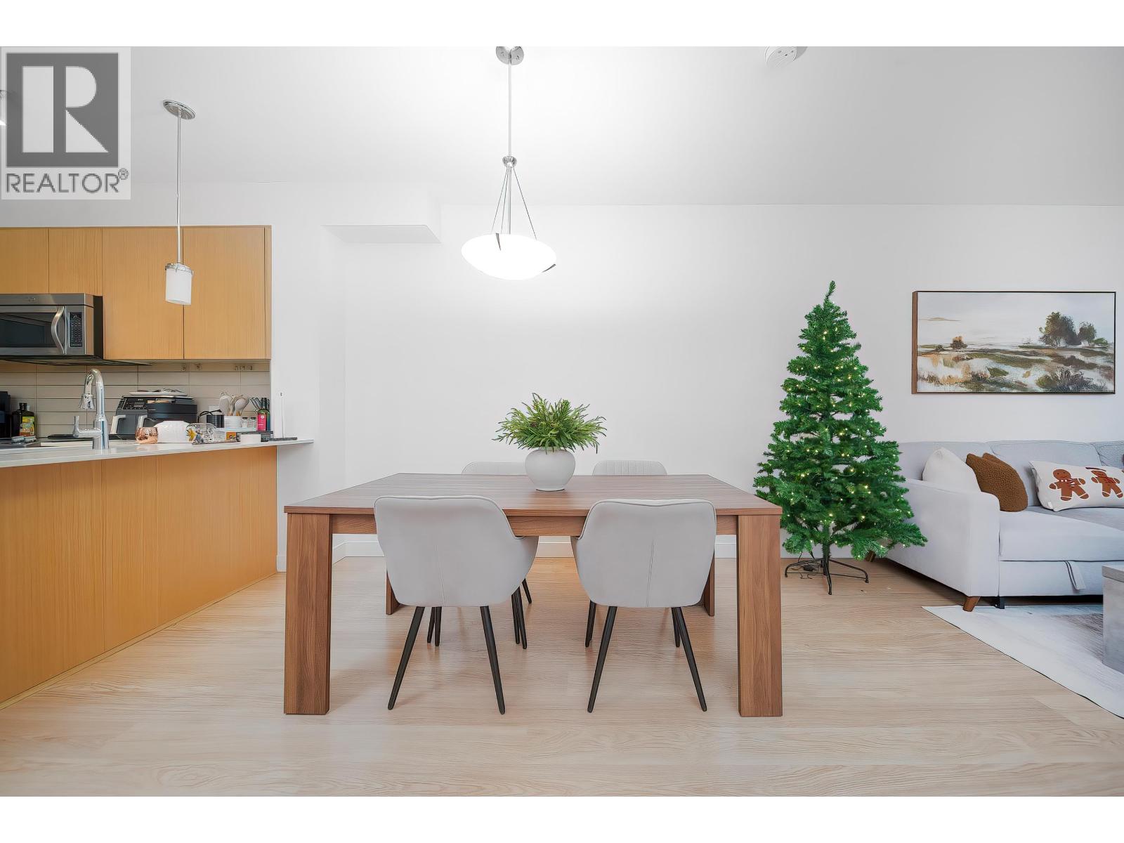 206 7250 18th Avenue, Burnaby, British Columbia  V3N 1H3 - Photo 7 - R3106779