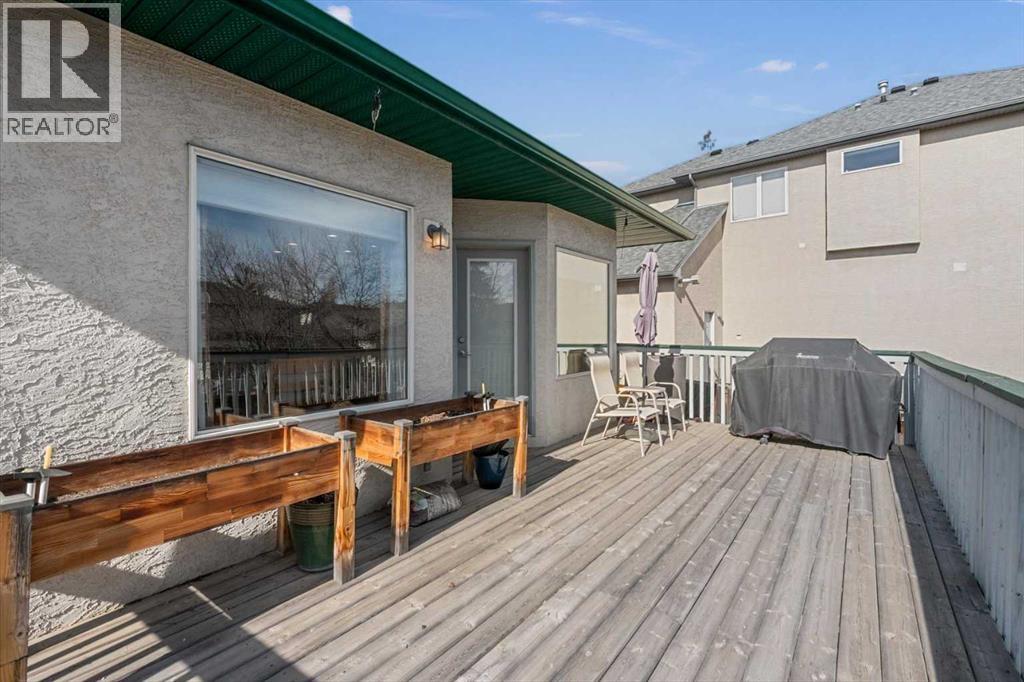 122 West Terrace Place, Cochrane, Alberta  T4C 1S2 - Photo 45 - A2295833