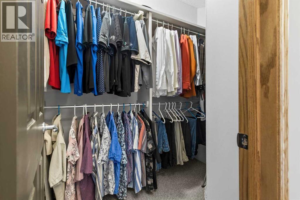 122 West Terrace Place, Cochrane, Alberta  T4C 1S2 - Photo 21 - A2295833