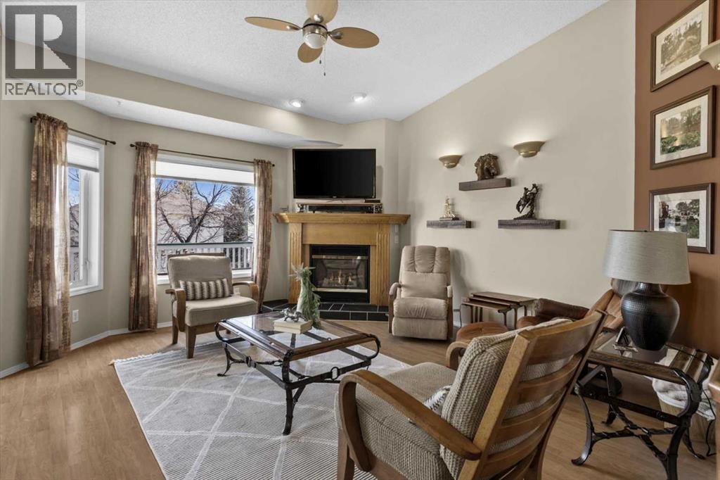 122 West Terrace Place, Cochrane, Alberta  T4C 1S2 - Photo 14 - A2295833