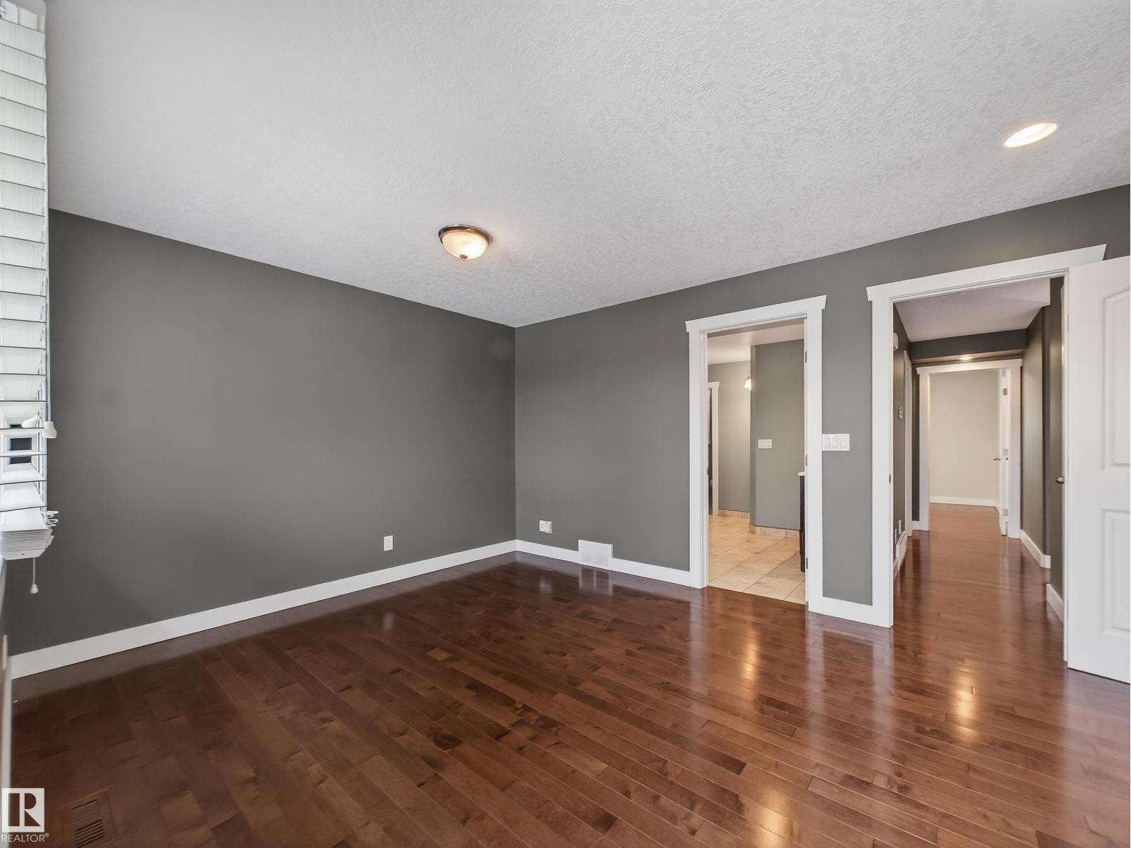 82 Mission Av, St. Albert, Alberta  T8N 1H5 - Photo 28 - E4480477