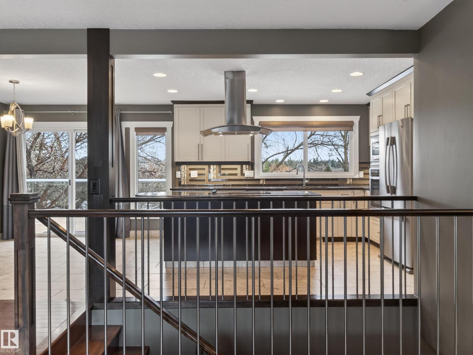 82 Mission Av, St. Albert, Alberta  T8N 1H5 - Photo 9 - E4480477