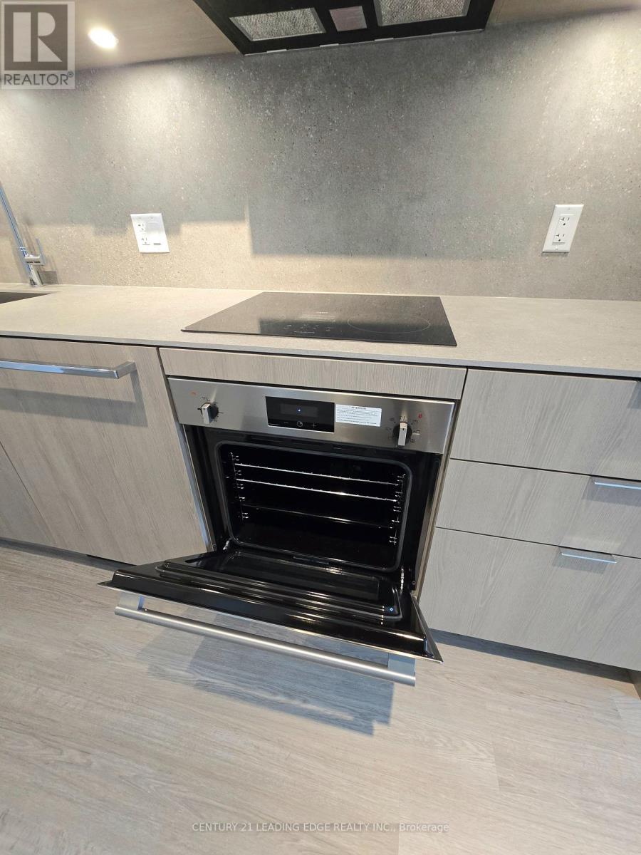 702 - 625 Sheppard Avenue E, Toronto, Ontario  M2K 1B5 - Photo 6 - C12954630