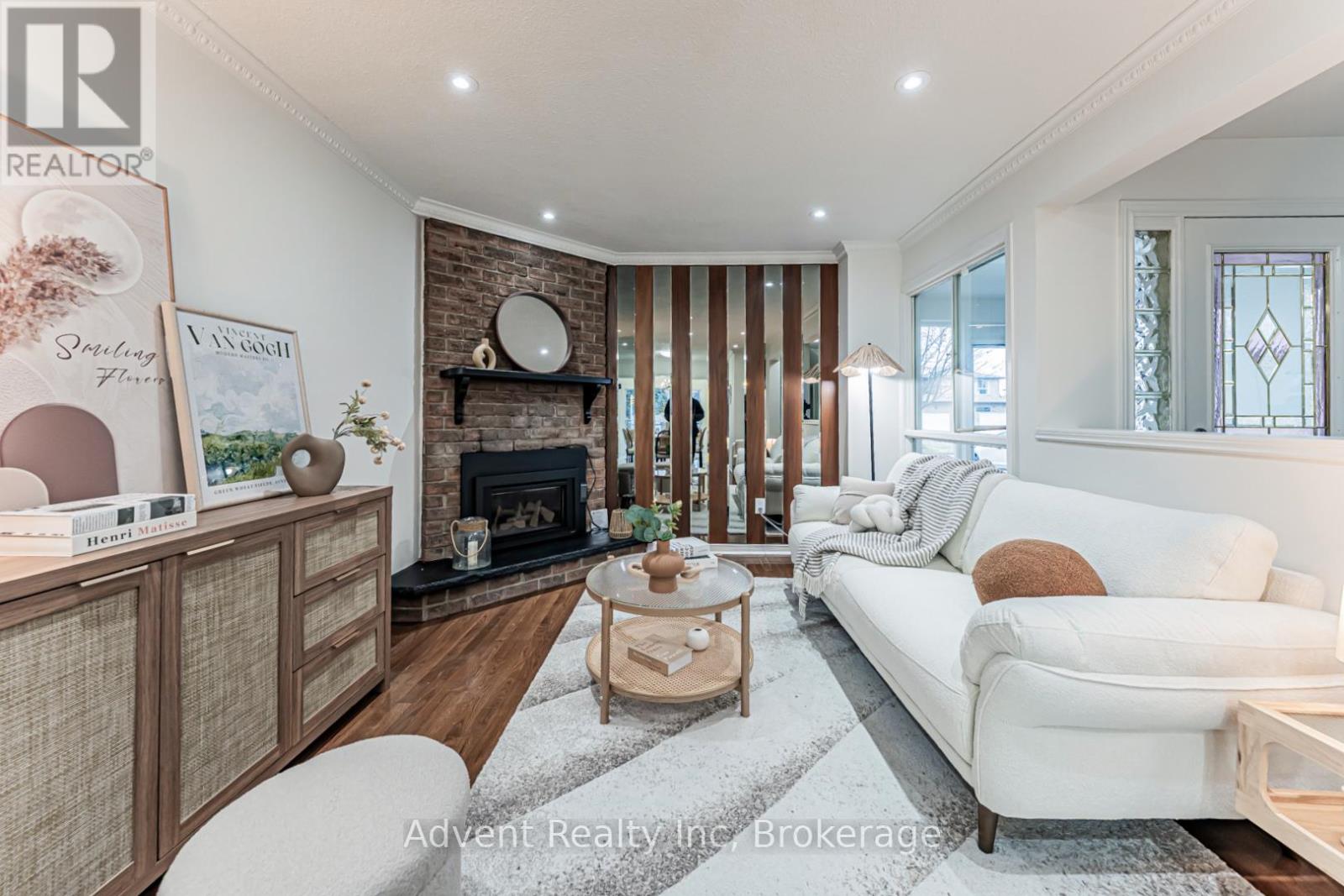 45 Cheeseman Drive, Markham, Ontario  L3R 3G3 - Photo 3 - N12950894