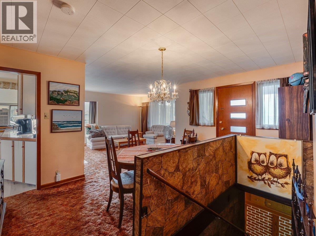 524 Hoover Street, Nelson, British Columbia  V1L 4W9 - Photo 8 - 10381615