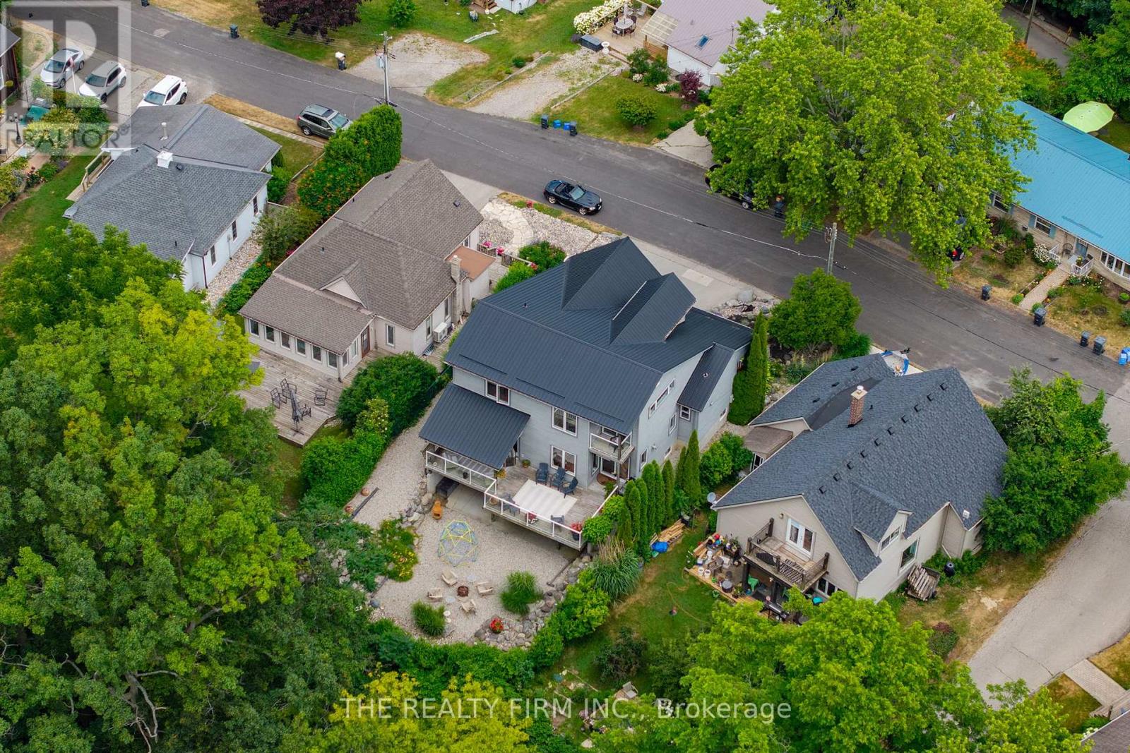 210 Cornell Drive, Central Elgin, Ontario  N5L 1A5 - Photo 6 - X12954684