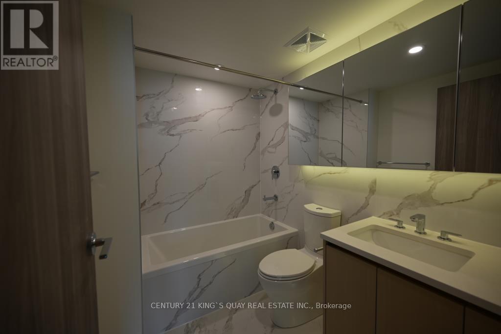 6201 - 3 Concord Cityplace Way, Toronto, Ontario  M5V 0X4 - Photo 13 - C12939248