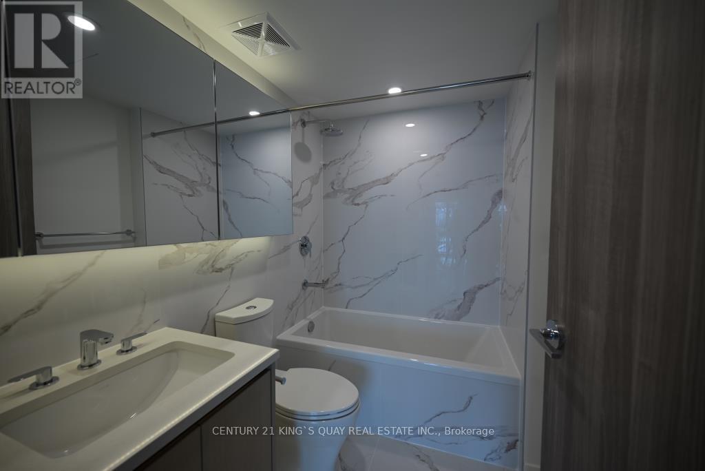 6201 - 3 Concord Cityplace Way, Toronto, Ontario  M5V 0X4 - Photo 18 - C12939248