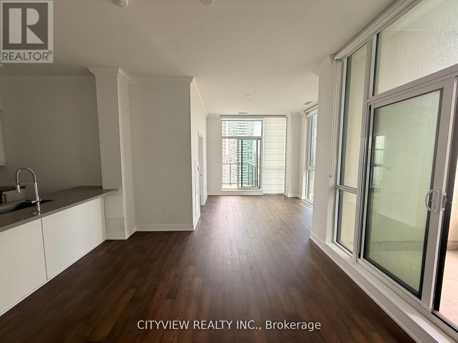 Ph3 - 4085 Parkside Village Drive, Mississauga, Ontario  L5B 0K9 - Photo 7 - W12952118