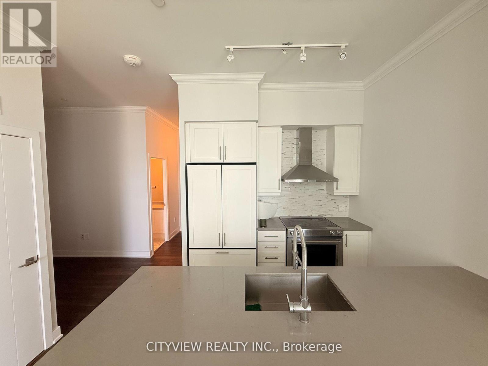 Ph3 - 4085 Parkside Village Drive, Mississauga, Ontario  L5B 0K9 - Photo 3 - W12952118