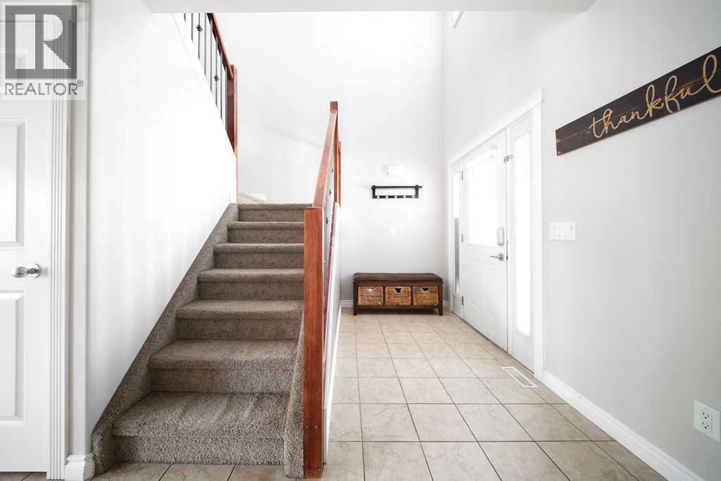 272 Swallow Way, Fort Mcmurray, Alberta  T9K 0K9 - Photo 2 - A2298652