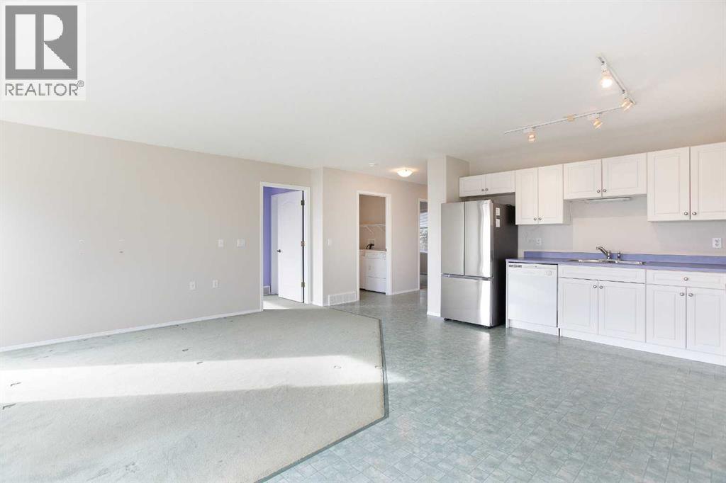 537 Epiphany Bay, Rural Rocky View County, Alberta  T1X 1G6 - Photo 3 - A2285051