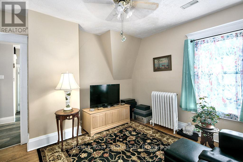 404 9th Street E, Owen Sound, Ontario  N4K 1P3 - Photo 22 - X12954642