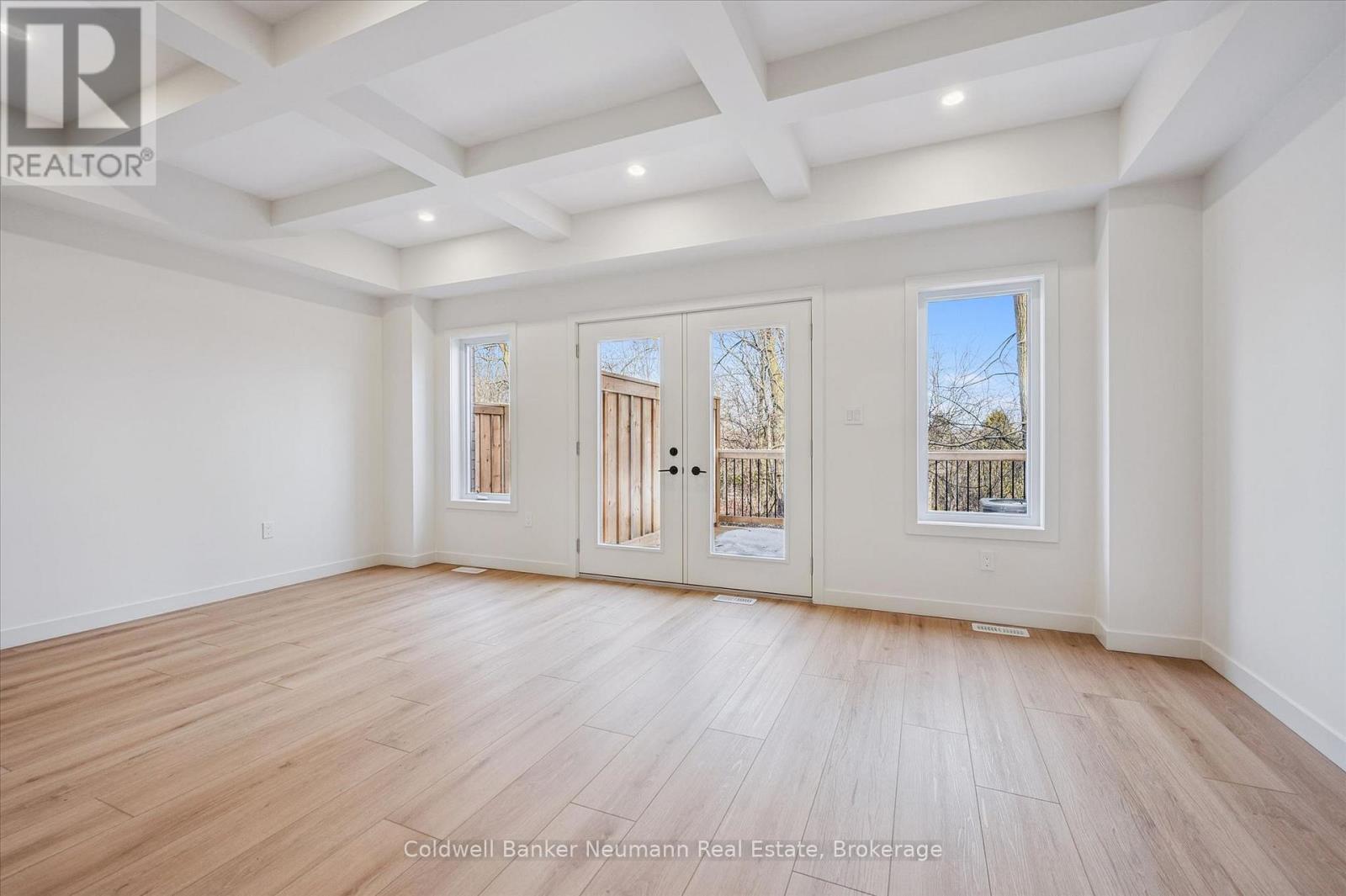 32 Fieldstone Lane, Centre Wellington, Ontario  N0B 1S0 - Photo 5 - X12954650