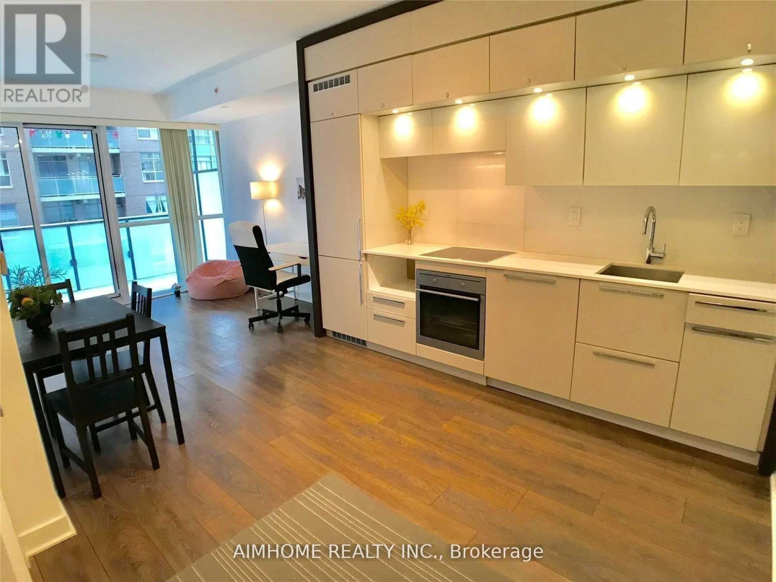 507 - 15 Grenville Street, Toronto, Ontario  M4Y 0B9 - Photo 4 - C12954658