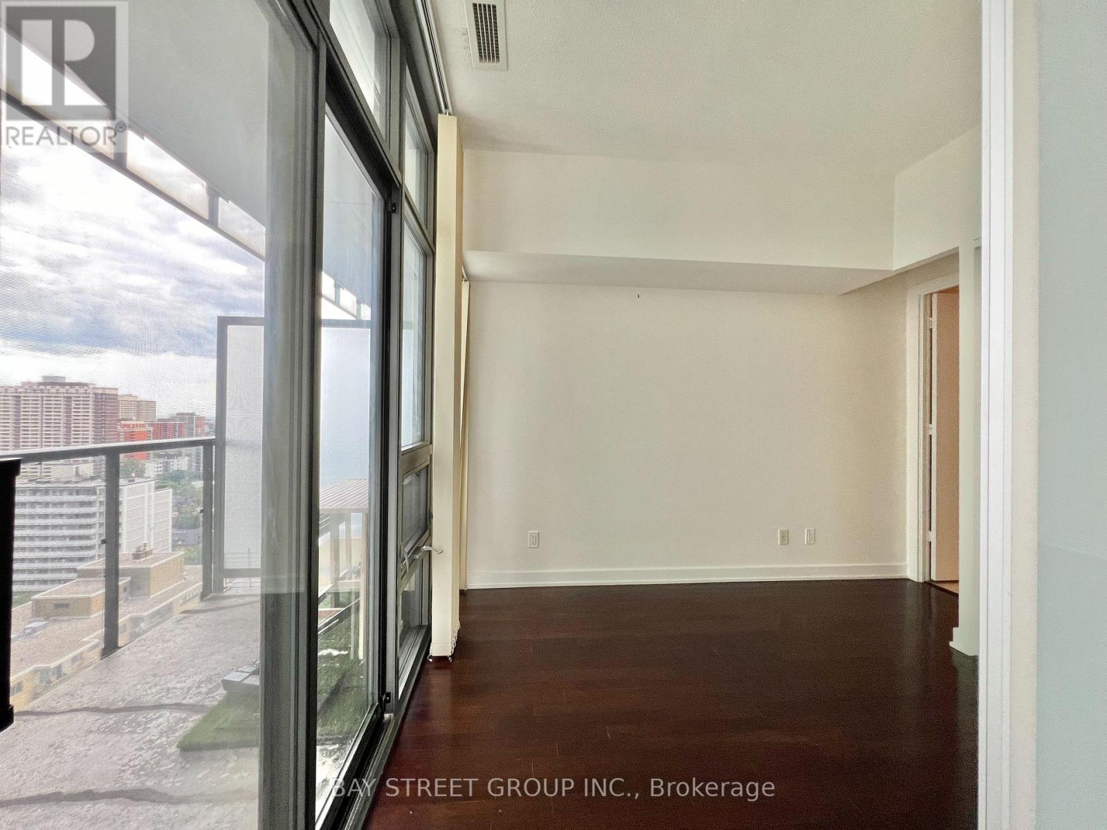 1811 - 33 Charles Street E, Toronto, Ontario  M4Y 0A2 - Photo 17 - C12954686