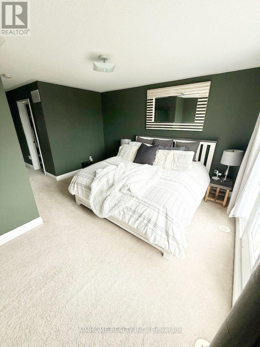 38 Raffeix Lane, Toronto, Ontario  M5A 0G5 - Photo 20 - C12954694