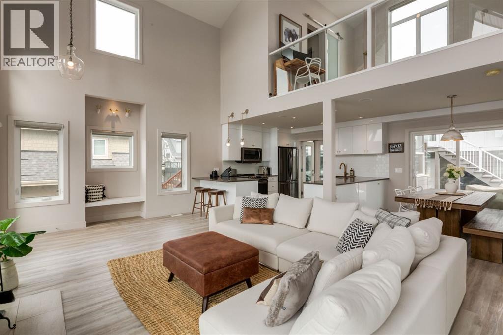 406 Cottageclub Cove, Rural Rocky View County, Alberta  T4C 1B1 - Photo 6 - A2297871