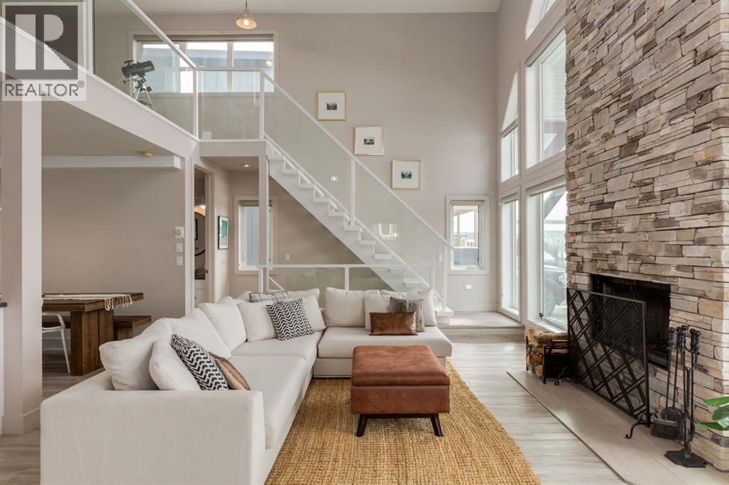 406 Cottageclub Cove, Rural Rocky View County, Alberta  T4C 1B1 - Photo 7 - A2297871