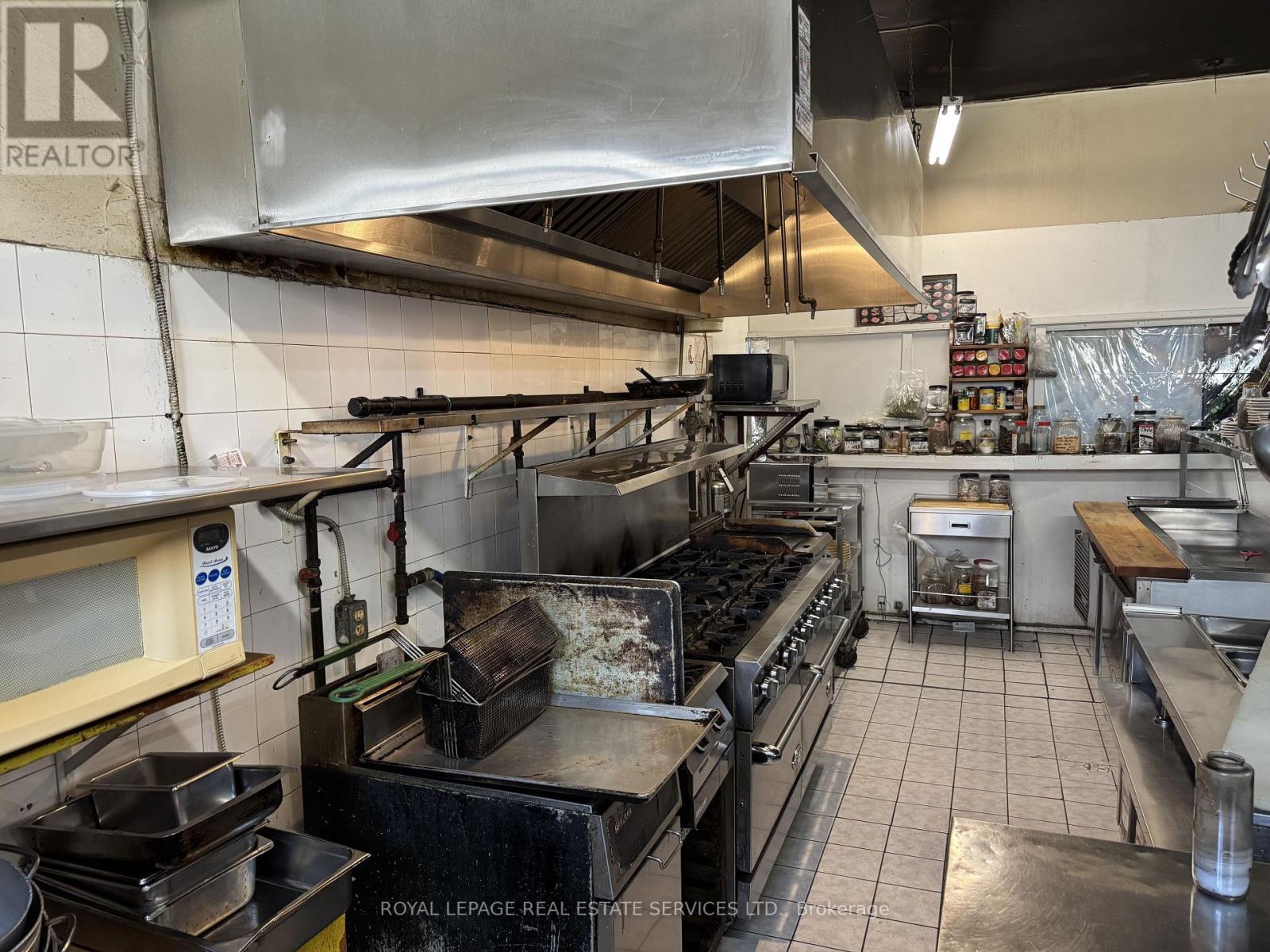 1448 Danforth Avenue, Toronto, Ontario  M4J 1N4 - Photo 13 - E12954646