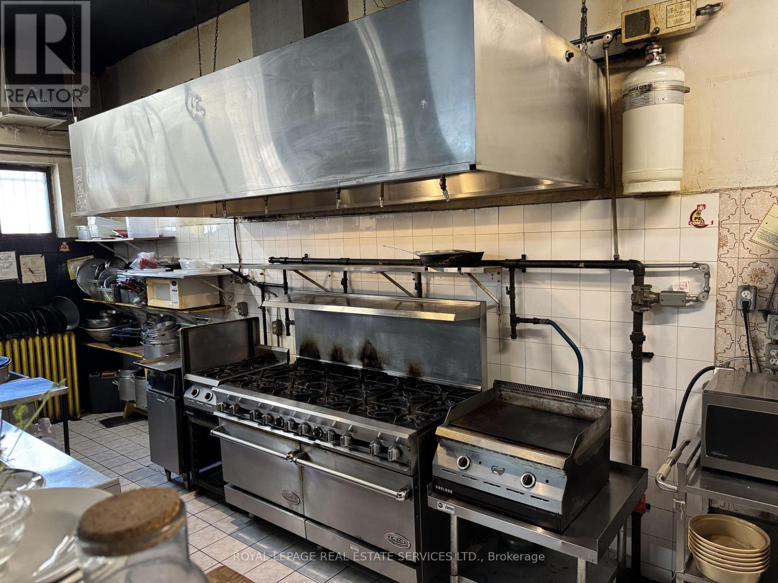 1448 Danforth Avenue, Toronto, Ontario  M4J 1N4 - Photo 15 - E12954646