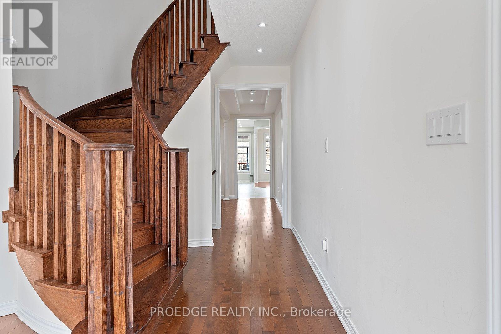 76 Bernbridge Road, Markham, Ontario  L6B 0S6 - Photo 18 - N12954666