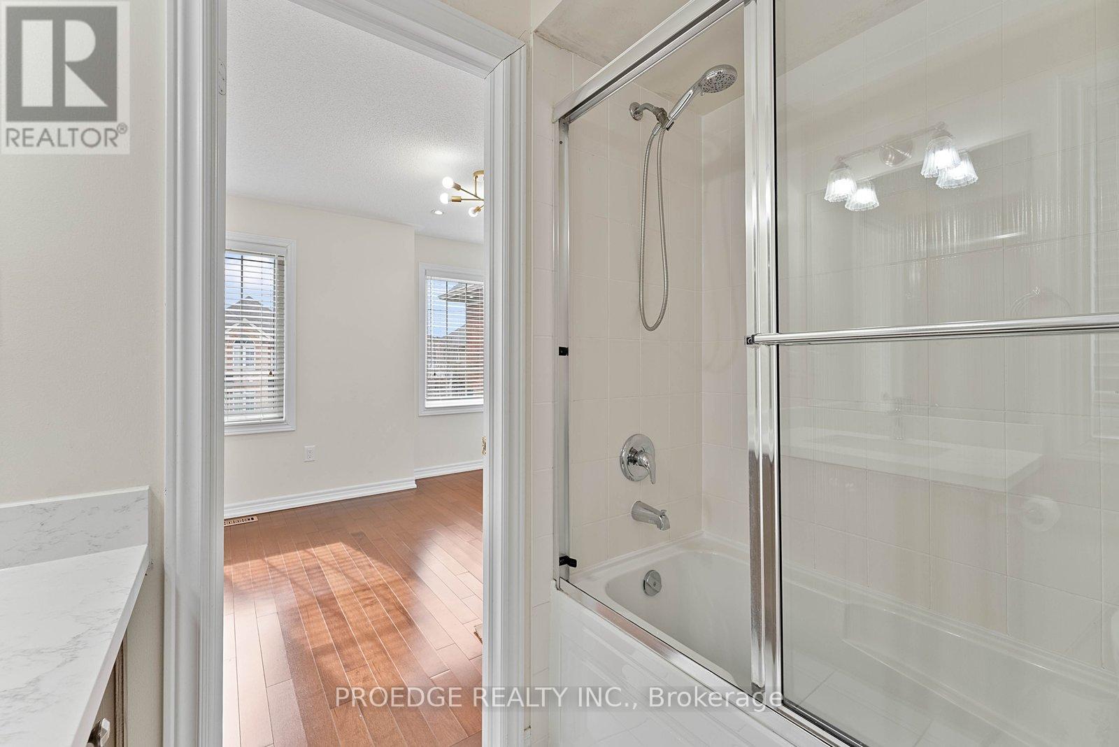 76 Bernbridge Road, Markham, Ontario  L6B 0S6 - Photo 36 - N12954666