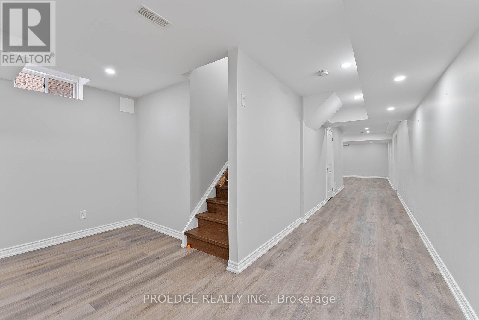 76 Bernbridge Road, Markham, Ontario  L6B 0S6 - Photo 40 - N12954666