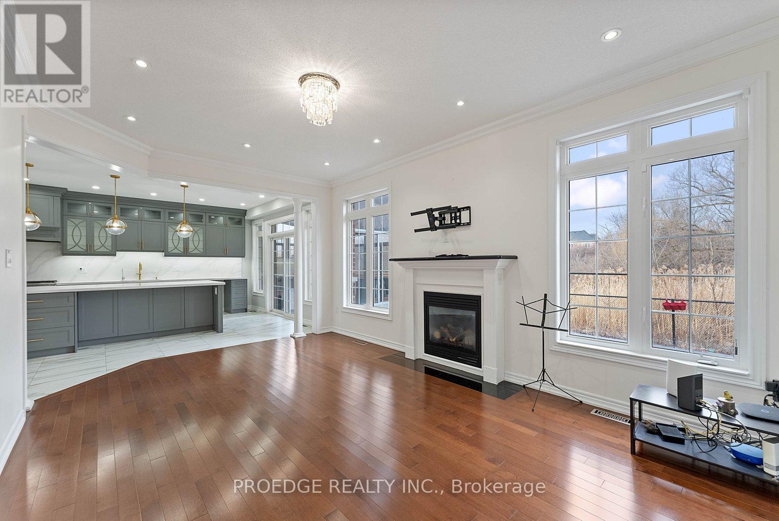 76 Bernbridge Road, Markham, Ontario  L6B 0S6 - Photo 5 - N12954666