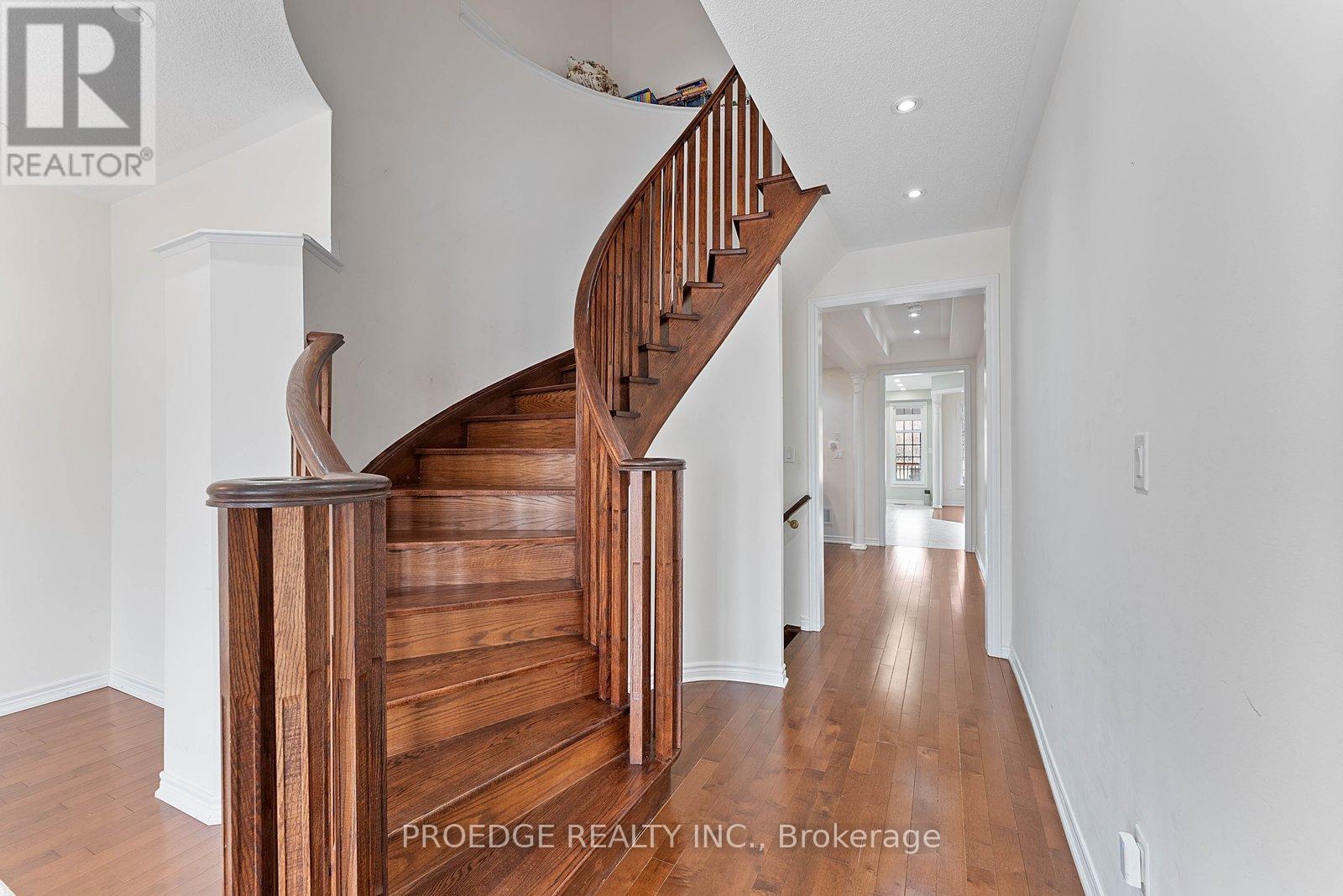 76 Bernbridge Road, Markham, Ontario  L6B 0S6 - Photo 6 - N12954666