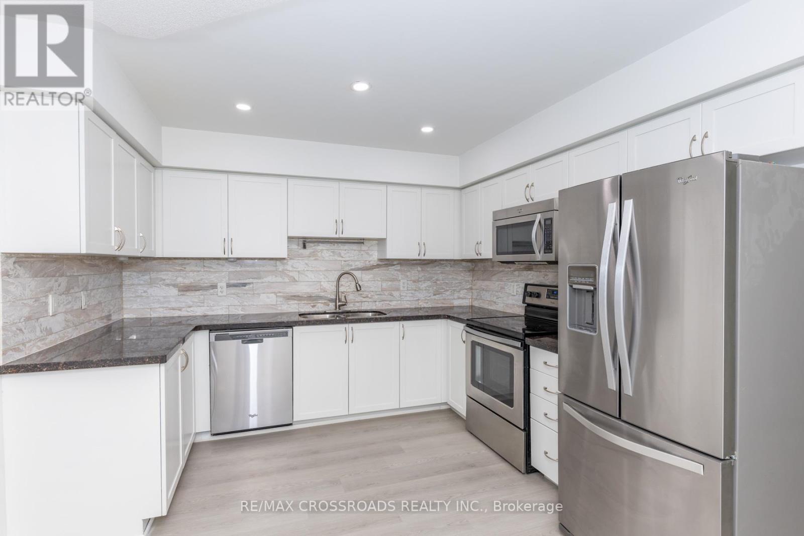 16 - 2460 Post Road, Oakville, Ontario  L6H 0J2 - Photo 10 - W12950460