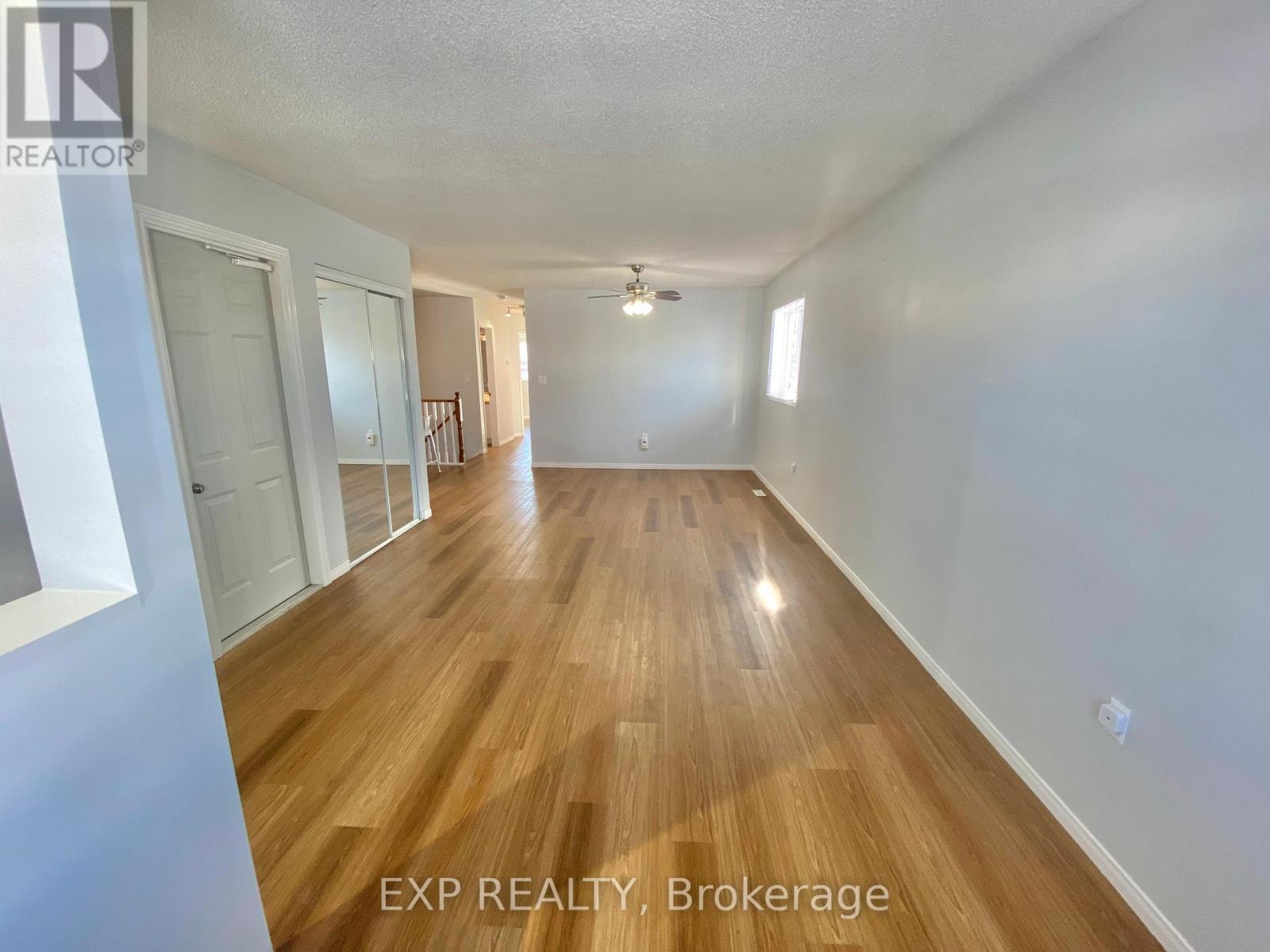 55 Athabaska Road, Barrie (Holly), Ontario  L4N 8E8 - Photo 4 - S12954660