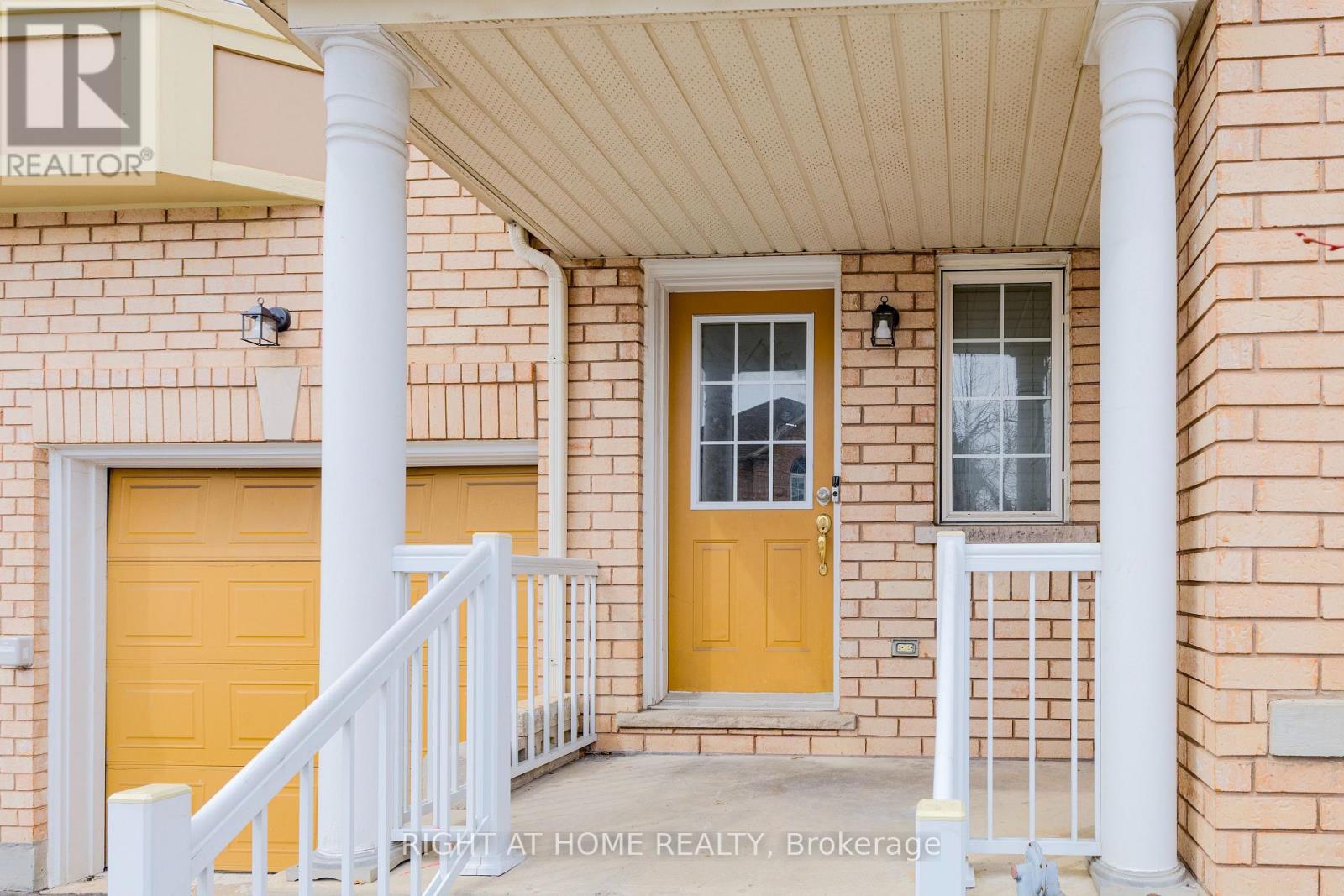 5 - 770 Othello Court, Mississauga, Ontario  L5W 1Y2 - Photo 3 - W12954644