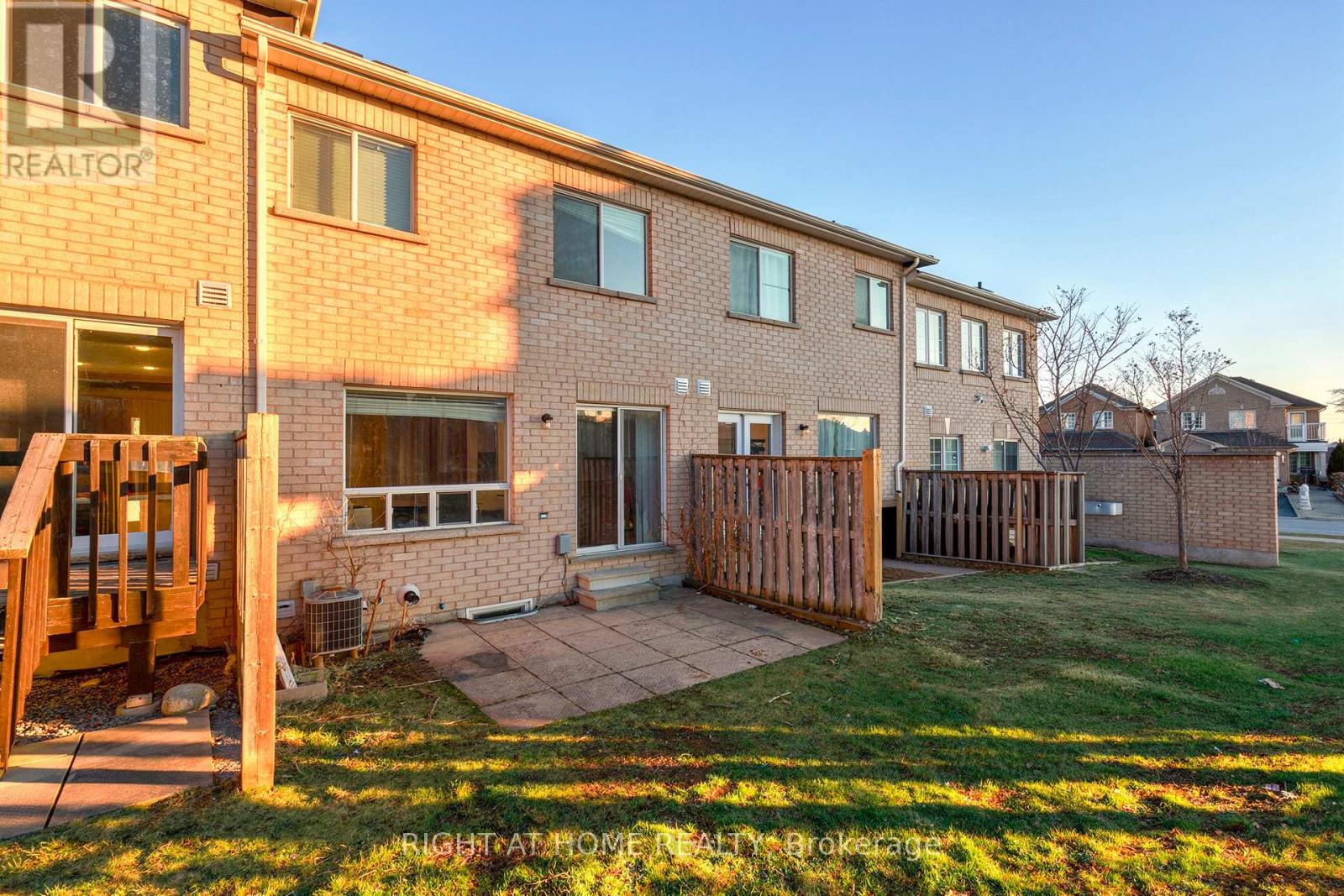 5 - 770 Othello Court, Mississauga, Ontario  L5W 1Y2 - Photo 40 - W12954644