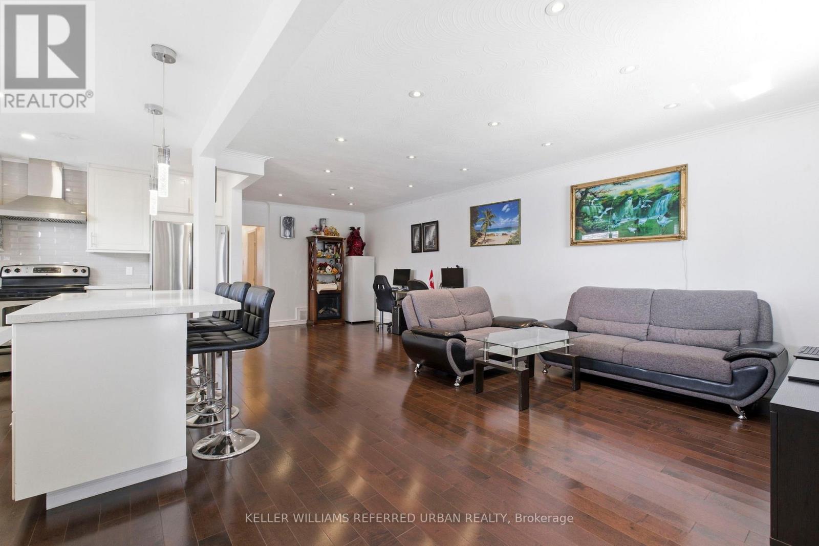 36 Hucknall Road, Toronto, Ontario  M3J 1V8 - Photo 5 - W12954662