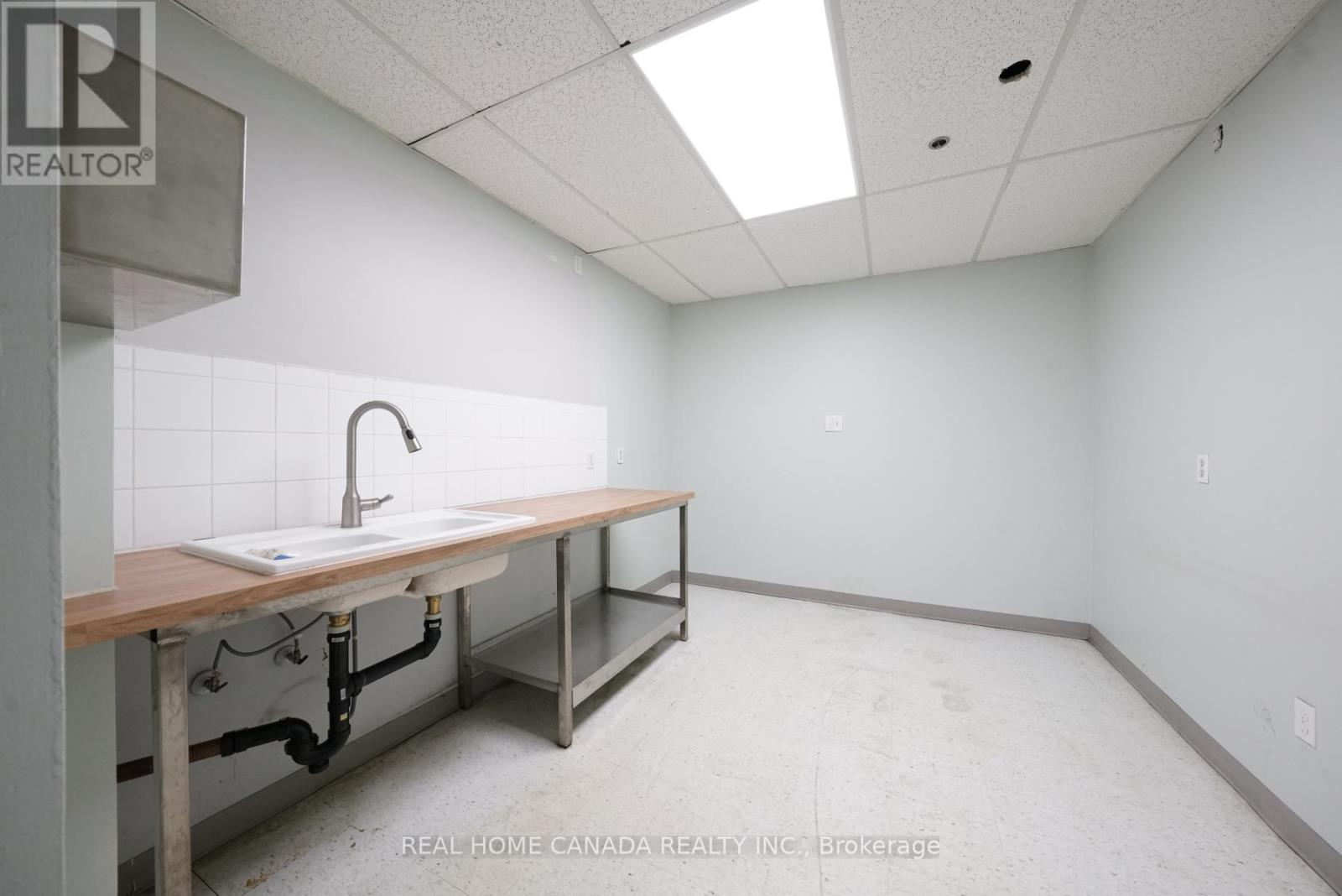 42-43 - 5100 South Service Road, Burlington, Ontario  L7L 6A5 - Photo 13 - W12954672