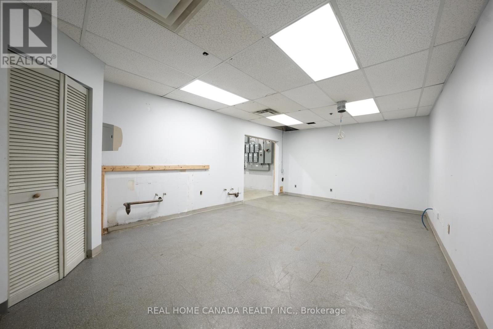 42-43 - 5100 South Service Road, Burlington, Ontario  L7L 6A5 - Photo 15 - W12954672