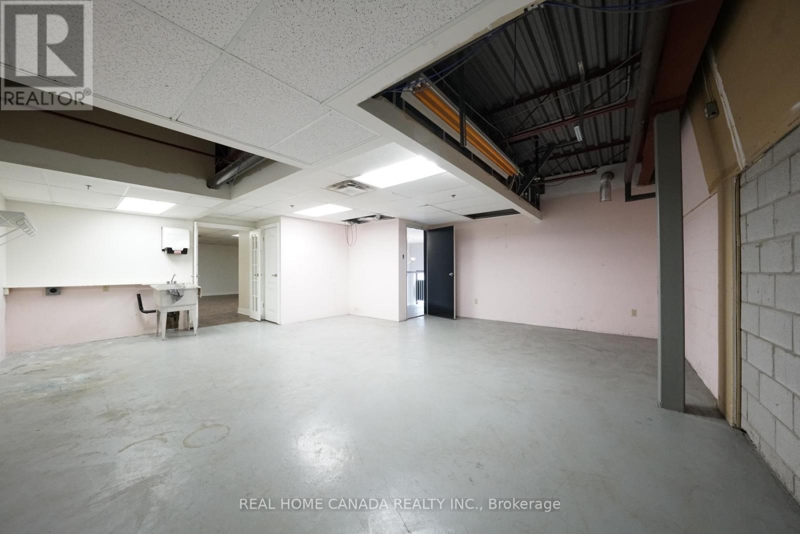 42-43 - 5100 South Service Road, Burlington, Ontario  L7L 6A5 - Photo 22 - W12954672