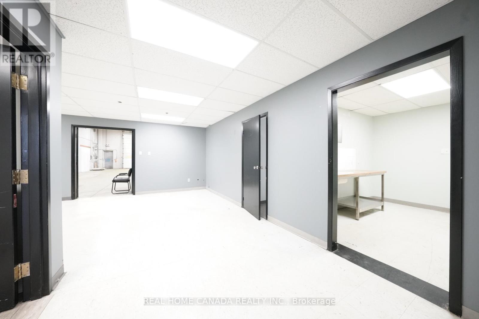 42-43 - 5100 South Service Road, Burlington, Ontario  L7L 6A5 - Photo 6 - W12954672