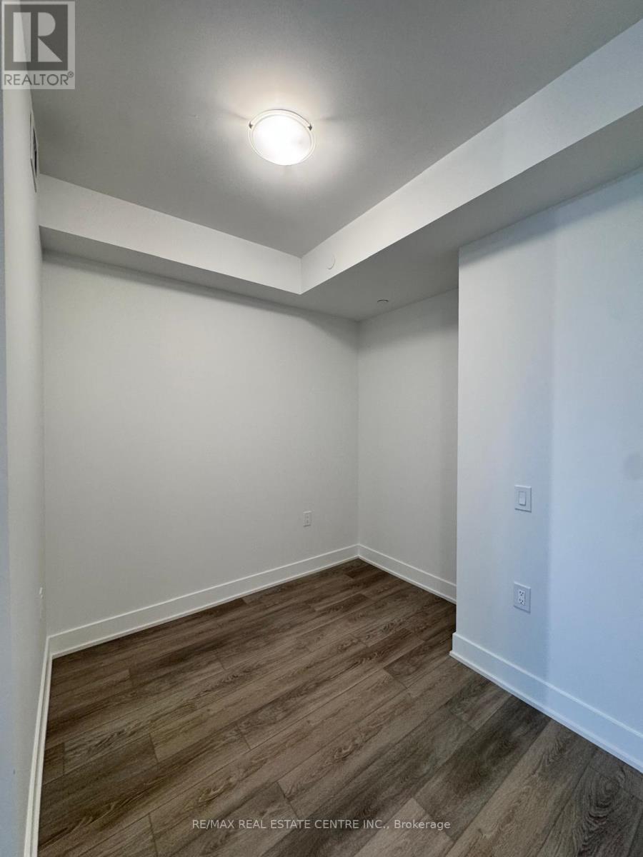 707 - 2088 James Street, Burlington, Ontario  L7R 0H2 - Photo 14 - W12954680