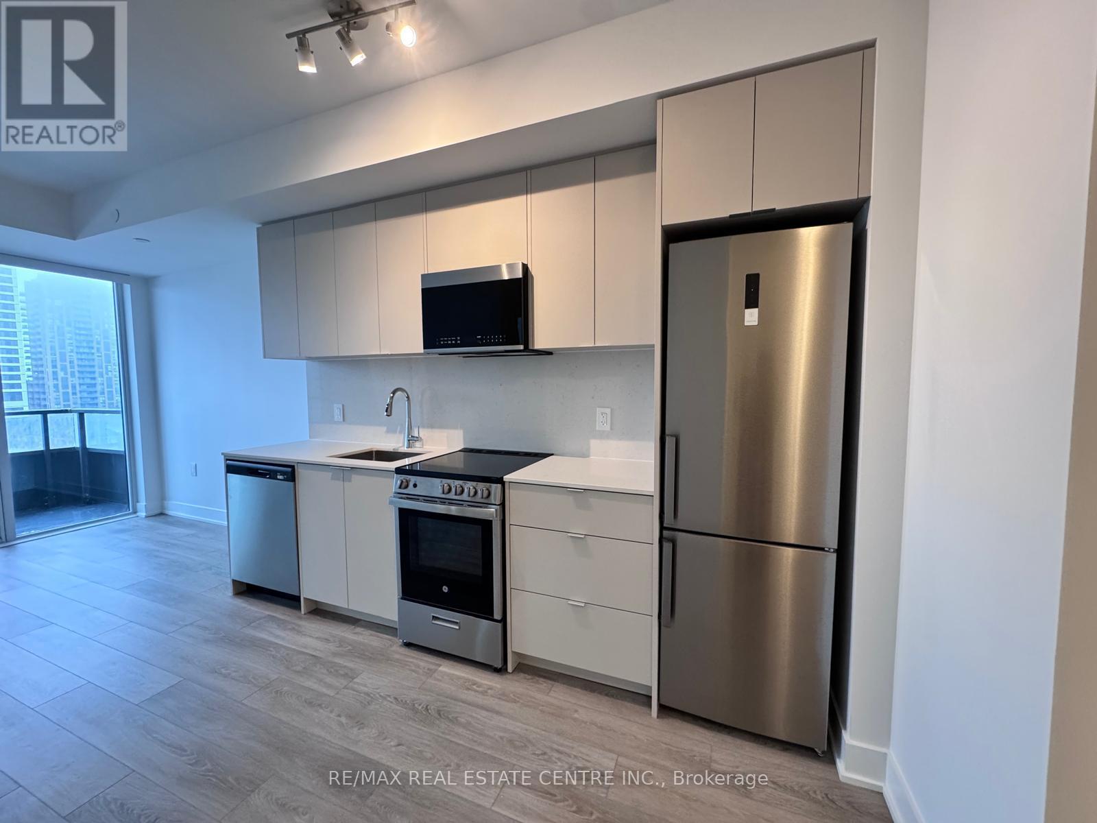 707 - 2088 James Street, Burlington, Ontario  L7R 0H2 - Photo 16 - W12954680