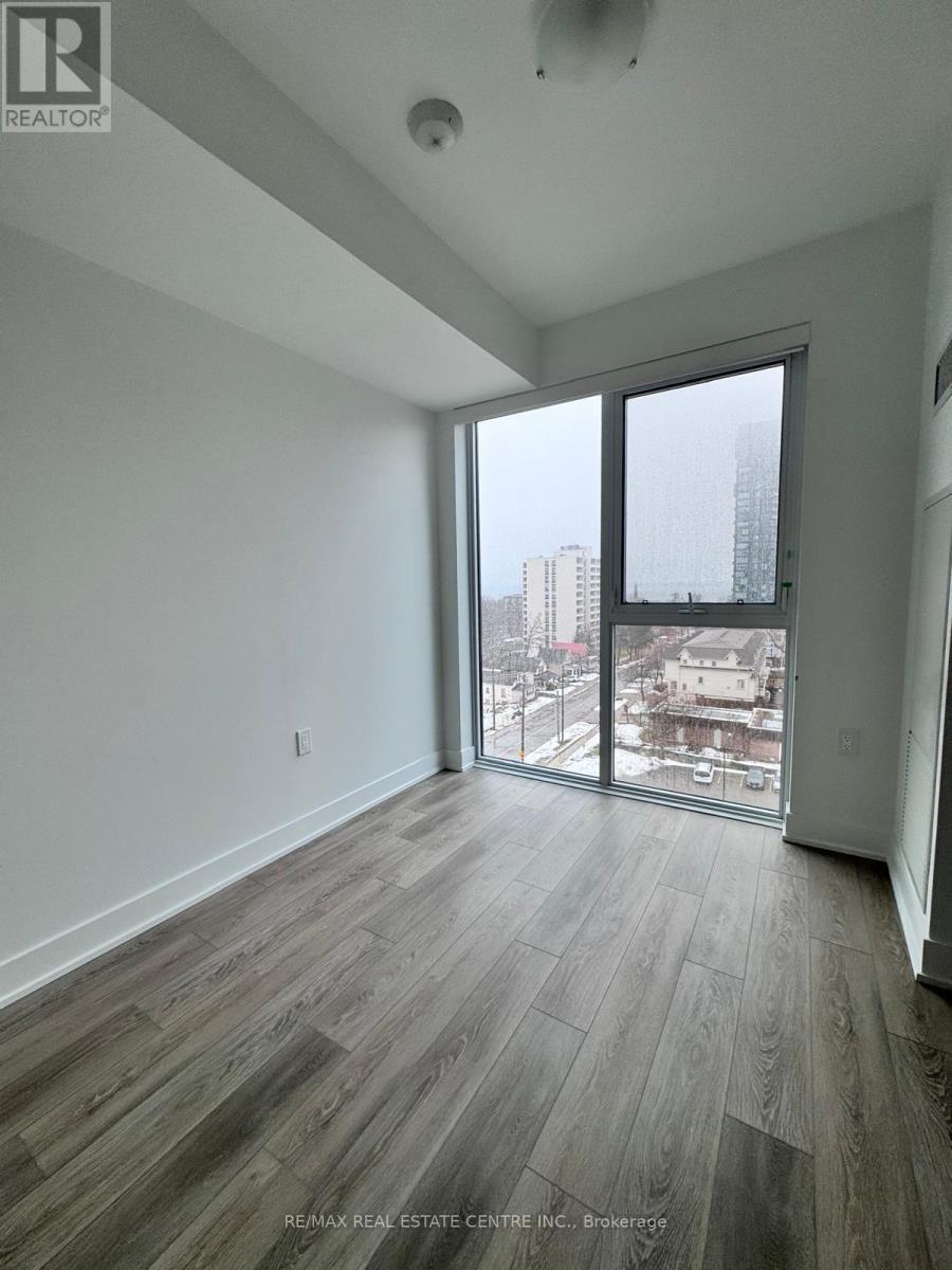 707 - 2088 James Street, Burlington, Ontario  L7R 0H2 - Photo 23 - W12954680